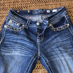 Miss Me Jeans Relaxed Boot Fit